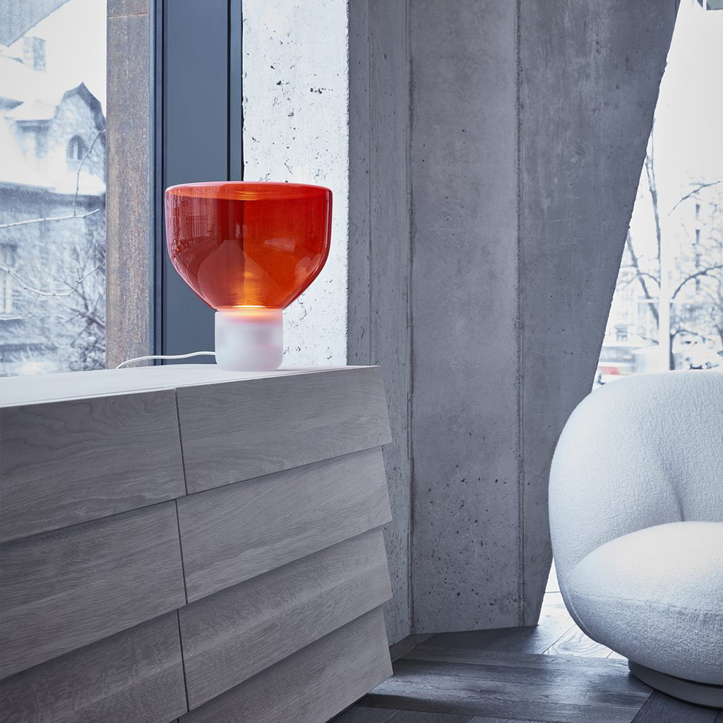 designová skleněná lampa