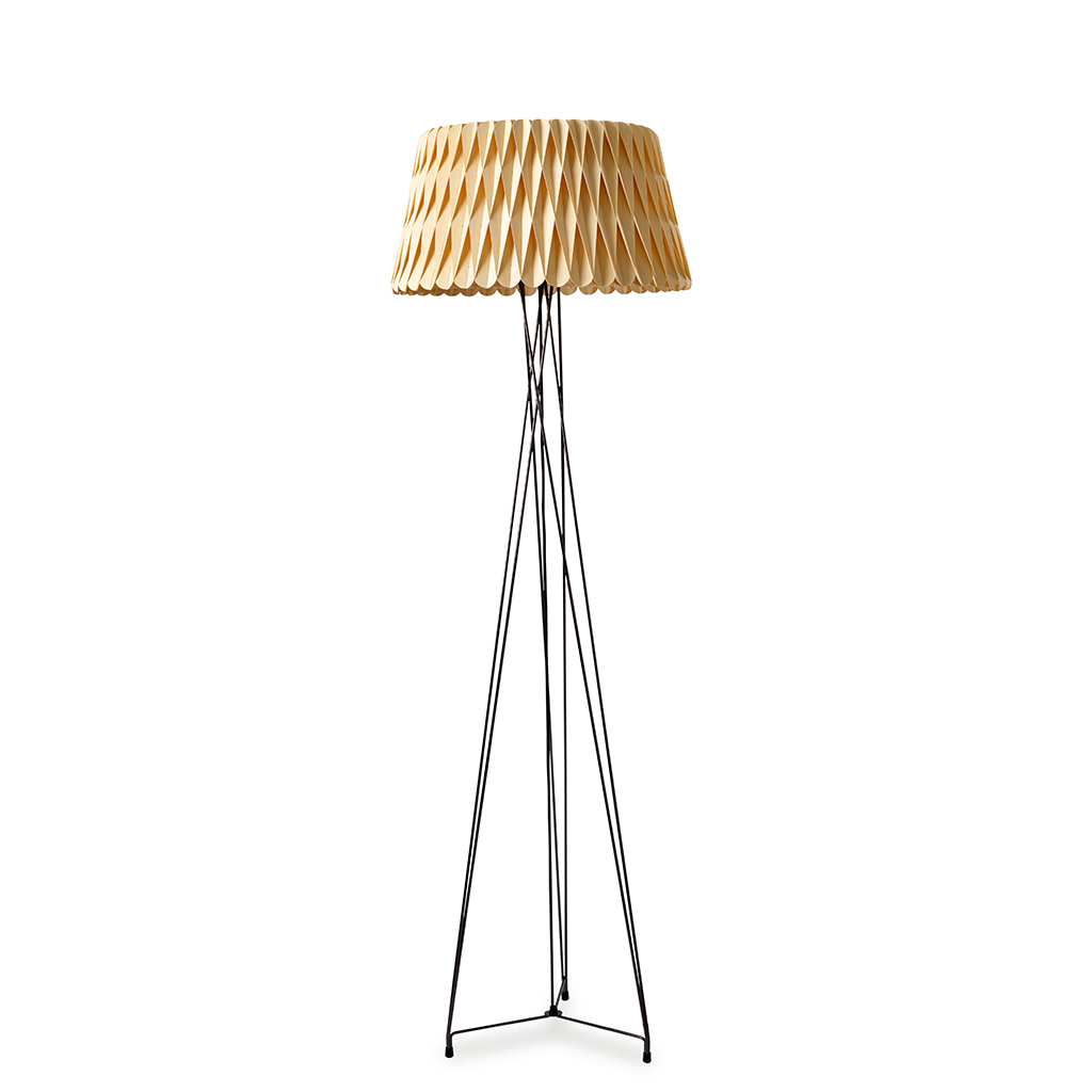 precizní lampa z dýhy