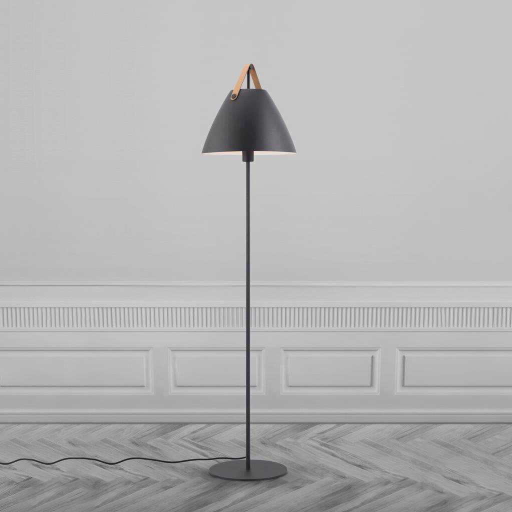 dánská stojací lampa