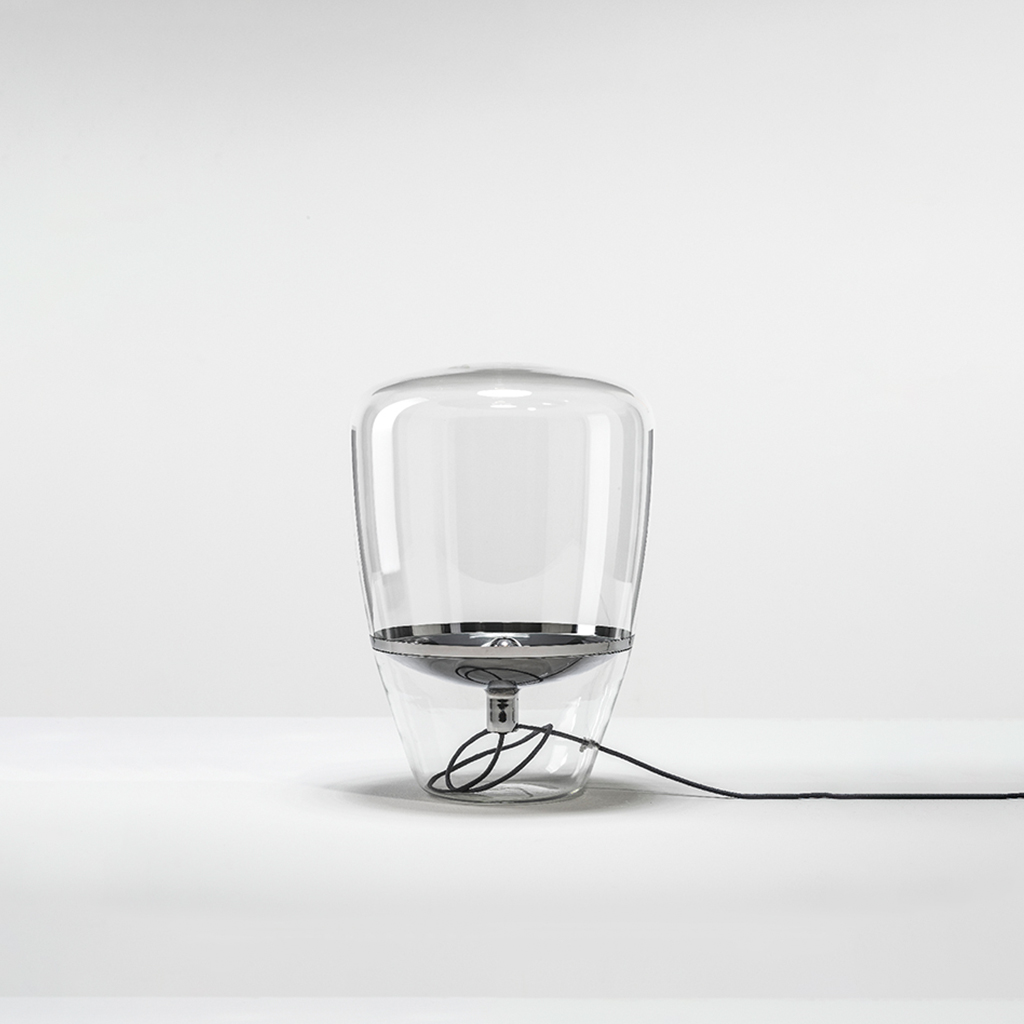 chromová lampa