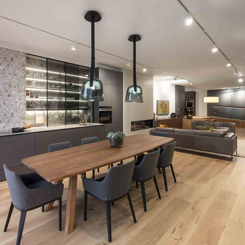 lampa do showroomu