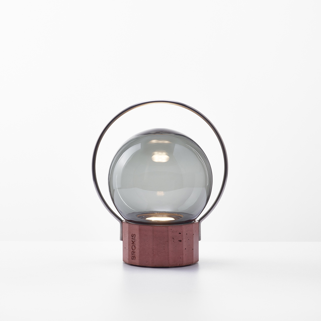 lampa sklo kov beton