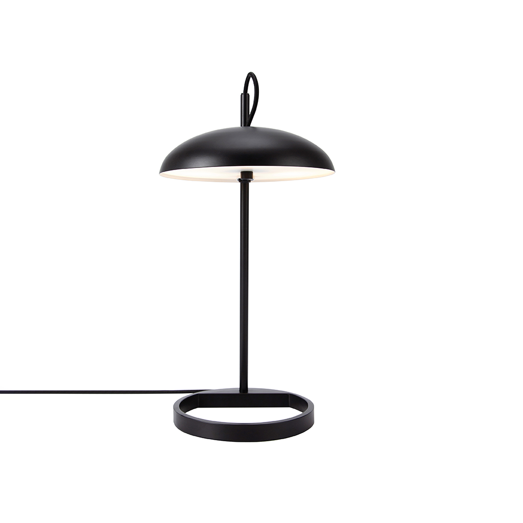 designová stolní lampa