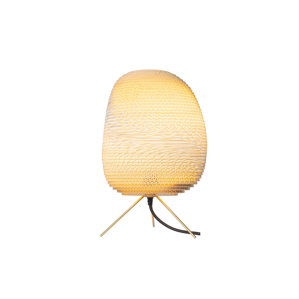 moderní lampa na stůl