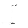 štíhlá podlahová lampa