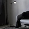 elegantní stojací lampa
