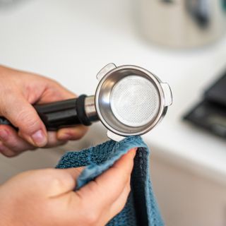 ☕️ Máte doma pákový kávovar a nevíte, jak z něj dostat to nejlepší? Nebo byste se chtěli naučit připravovat kávu jako ve...