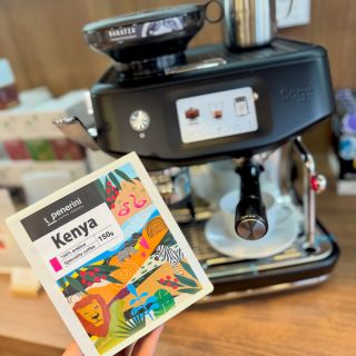 ☕🔥 Pozor, tahle nabídka se nevidí každý den! 🔥☕ Mrkněte k nám na e-shop 👀 👉 Vybrané kávovary Sage teď se slevou až 40 % –...