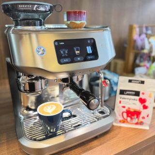 Kávovary Sage nově u nás v Penerini ☕️✨ Pokud přemýšlíte nad domácím espressem, u nás si můžete kávovary Sage prohlédnout...
