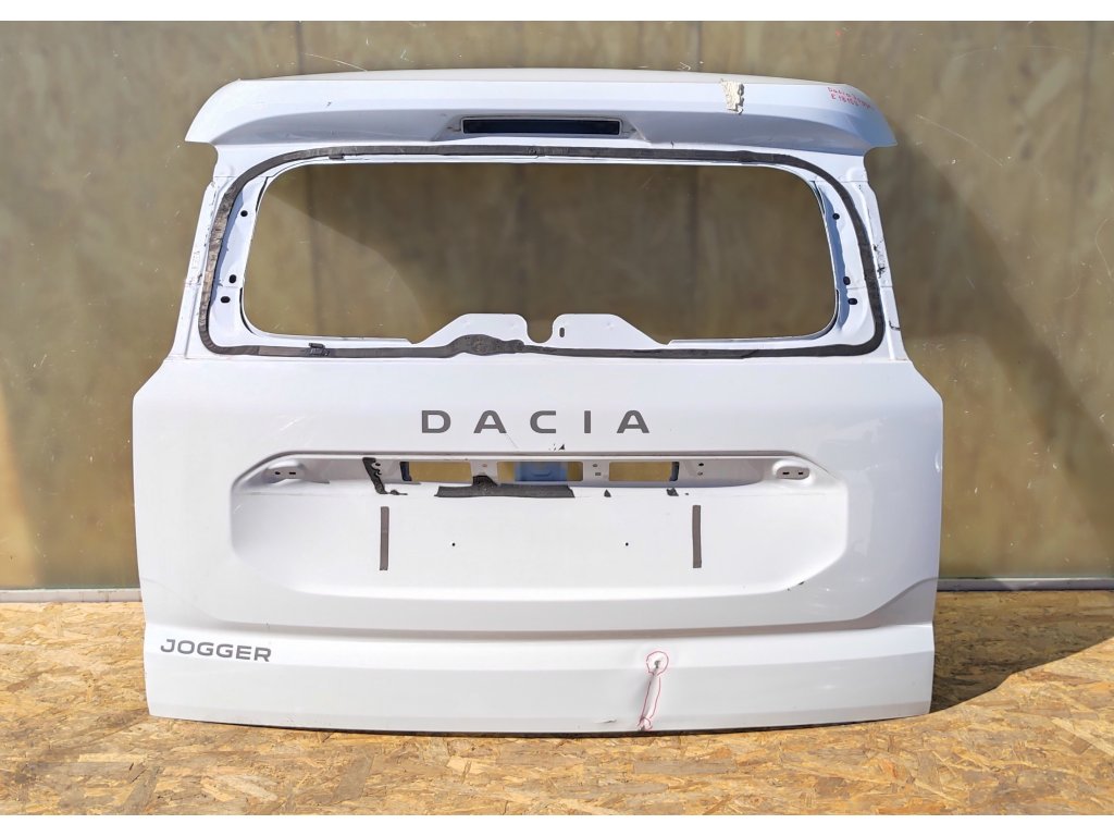 Zadní dveře kufru Dacia Jogger
