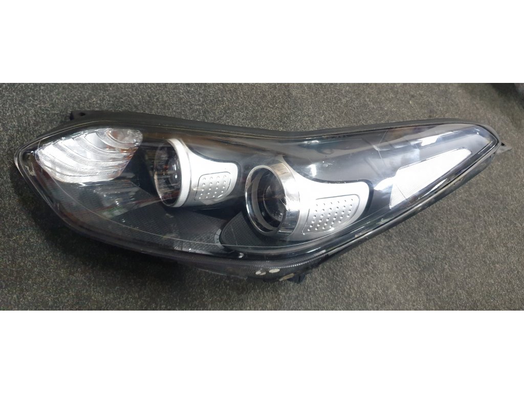 Světlomet levý přední Kia Sportage 4 IV 2016-2019 před-facelift, 92102F1010, halogen