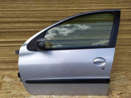 Dveře přední levé  komplet se zrcátkem Peugeot 206  1998-2010  kod barvy   # 998283