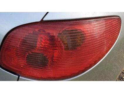 Světlo zadní pravé Peugeot 206   1998-2010