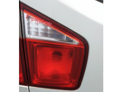 Světlo zadní levé vnitřní víko kufru Chevrolet Orlando 2011-2014