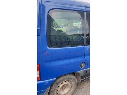 Dveře zadní pravé holé neposuvné Citroen Berlingo 2002-2008  barva KPVB