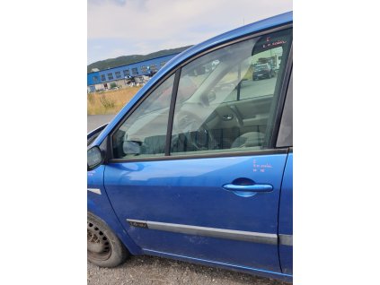 Dveře přední levé holé Renault Megane Scenic  2003-2009  barva TEI45