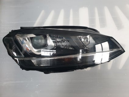 Světlomet pravý přední Volkswagen Golf VII 7 BI Xenon 90024314, 5G1941032