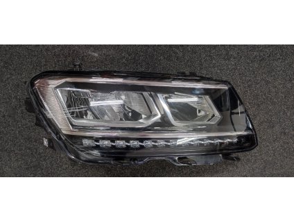 Světlomet přední pravý LED  Volkswagen Tiguan 5NB941036B