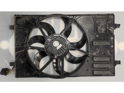 Chladičová stěna s ventilátorem Seat VW Audi  A624524115   5Q0121205AP   5Q0121207BD