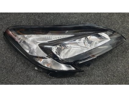 Světlomet přední pravý Opel Corsa E, 1EF011830-02, Hella