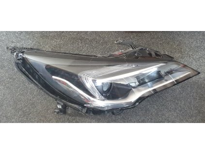 Světlomet pravý přední  Opel Astra K - LED 662588537, 7963200003x