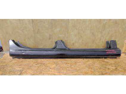 Nepoužitý práh pravý  7010N7 Peugeot 607 2000-2010