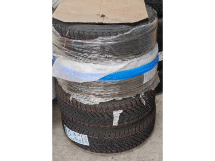 NOVÁ originální kola Citroen Fulda Kristall Control HP 195/60 R16 89H  9813075077 6,5J16 CH4 Citroen C3, DS3 Cactus zimní