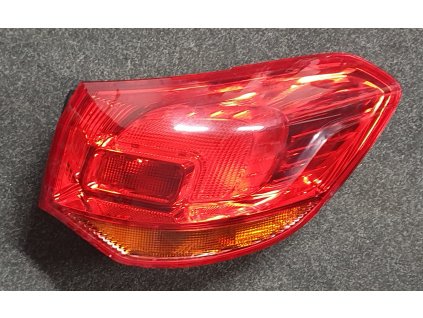 Světlo pravé zadní  Opel Astra J 366900804, 13282243
