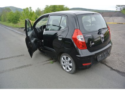 Hyundai I10 1.1 2001 na náhradní díly