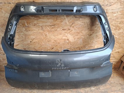 Zadní páté dveře kufru Peugeot 2008