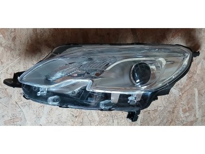 Světlomet levý přední Peugeot 2008, 9677810180, 90015175 Valeo