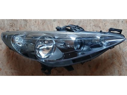 Světlomet přední pravý Peugeot 207 9683201480 tmavý
