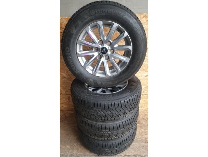 Sada 4 pneu zimní Kumho WinterCraft WS71 245/65 R17 111H s ALU disky 7,5Jx17 6x139,7 ET38