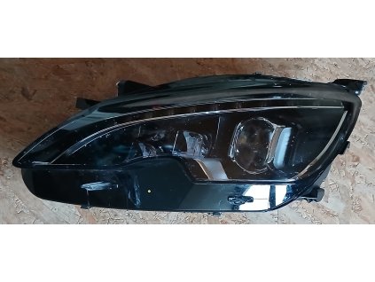Světlomet pravý přední Peugeot 308 II T9 FULL LED 9677832480-02