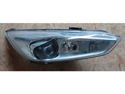 Světlomet přední pravý Ford Focus lll MK3 F1EB-13005-AF