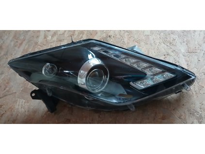 Světlomet pravý přední Renault Laguna 260109668R