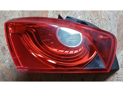 Světlo levé zadní Seat Ibiza IV 6J4945095K