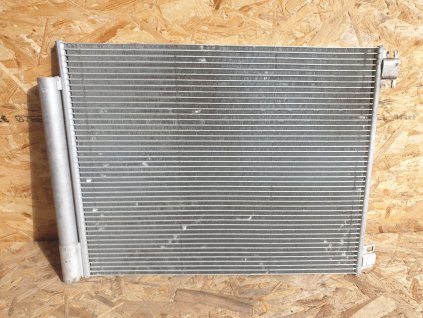 Chladič klimatizace Renault Megane 4 MK304001 921003290R 2022