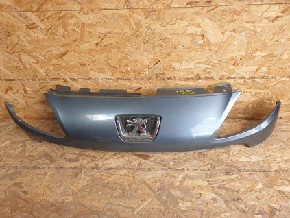 Mřížka předního nárazníku, maska,  grill Peugeot 1007 9646173877