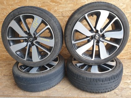 Sada 4 kompletních ALU kol 7Jx17 4x100 ET44  + Michelin Primacy 3 letní pneu 205/45 V R17 88V originál RENAULT