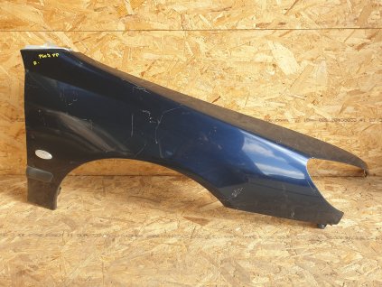 Blatník pravý přední Peugeot 607