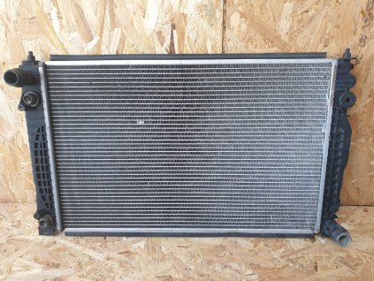 Chladič Audi A4 B5 A6 C5 Vw Passat B5 8D0121331