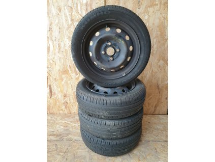 Sada 4 pneu letní KUMHO SOLUS KH17 165/60 R14 75H s plech disky 5,5JxR14 4x100 ET46 pro Opel Corsa, Astra, Combo, Hyundai Accent, Getz, Kia Rio, Toyota Yaris, Corolla, Mazda 323
