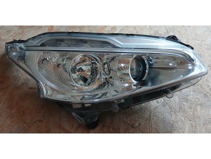 Světlomet pravý přední Peugeot 208, 9802221680, 89905956 Valeo