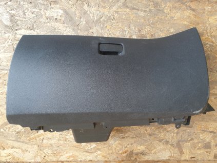 Kastlík dvířka spolujezdce spodní na C4 (Grand) Picasso 9634299377