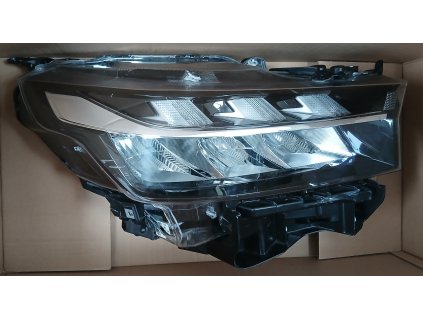 Světlomet pravý přední Suzuki SX4 S-Cross ll Full LED 35100-63T02, 2015+
