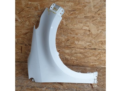 Blatník YARIS IV 4 20-> pravý přední 5381152600