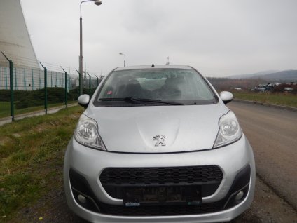 Peugeot 107 1.0 i