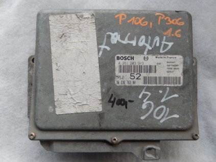 Řídící jednotka motoru 1.6 i Peugeot 106 č. 9623676380, 0261203913