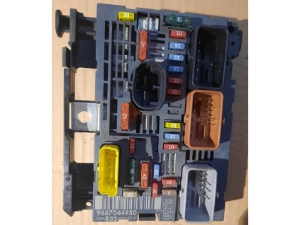 Modul BSM Bosch Peugeot 3008, Citroen C3, C4 R-02 č. 9667044980